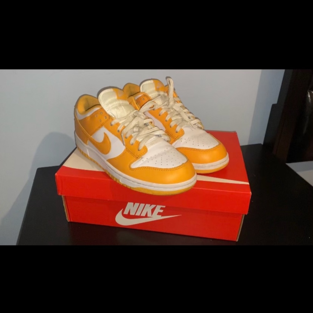 Nike dunks laser orange